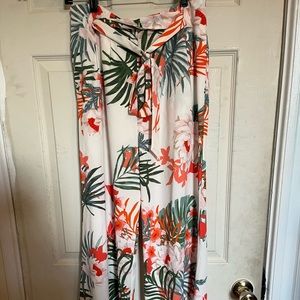 Wide leg tropical pants